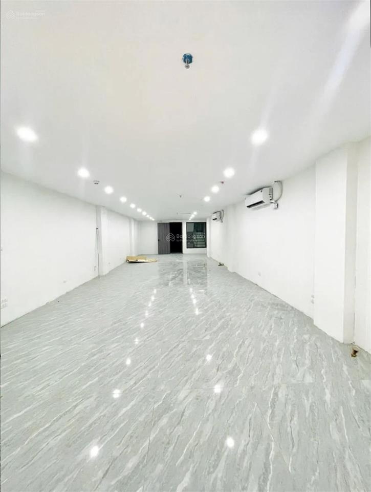 Hiếm! nhà 5 tầng view thẳng hồ  xem là muốn mua