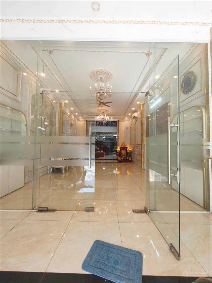 # mặt tiền kinh doanh biệt thự 5 tầng btct
#góc 3 mặt tiền đường phan văn hớn gần chợ đại hải hm