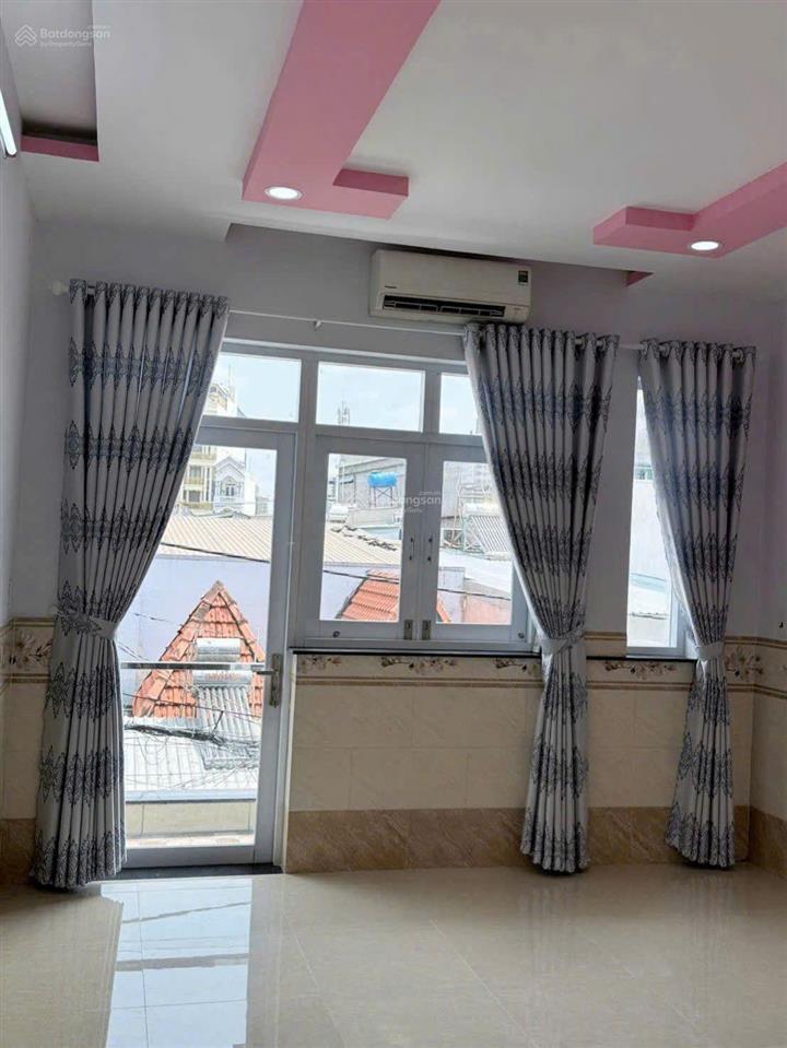 Nhà đẹp, 4 tầng shr hiệp thành 13 xe hơi tới nhà diện tích 4 x 17m, 4 tầng, 4pn 5wc