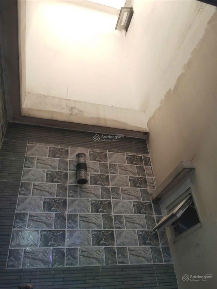 Nhà mặt tiền hiệp thành 13  nhà đẹp, kiên cố đường 10m thông diện tích ngang 4m dài 28m
kết c