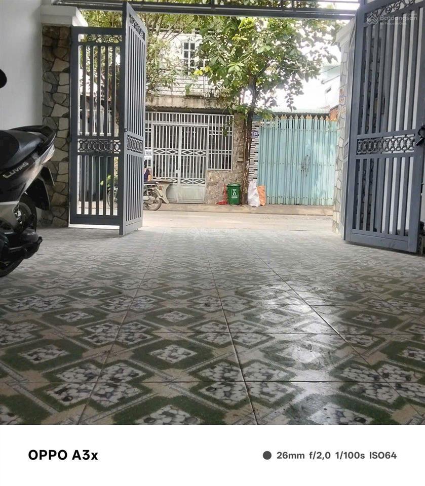 #nhà mặt tiền đường 7m #đông thạnh 1.3hóc môn
dt 425 m
shr cn trên sổ hơn 90m2
#giá chỉ 4tỷ7