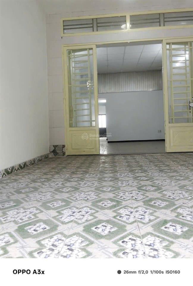 #nhà mặt tiền đường 7m #đông thạnh 1.3hóc môn
dt 425 m
shr cn trên sổ hơn 90m2
#giá chỉ 4tỷ7