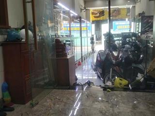 Nhà mặt tiền hiệp thành 13  nhà đẹp, kiên cố đường 10m thông diện tích ngang 4m dài 28m
kết c