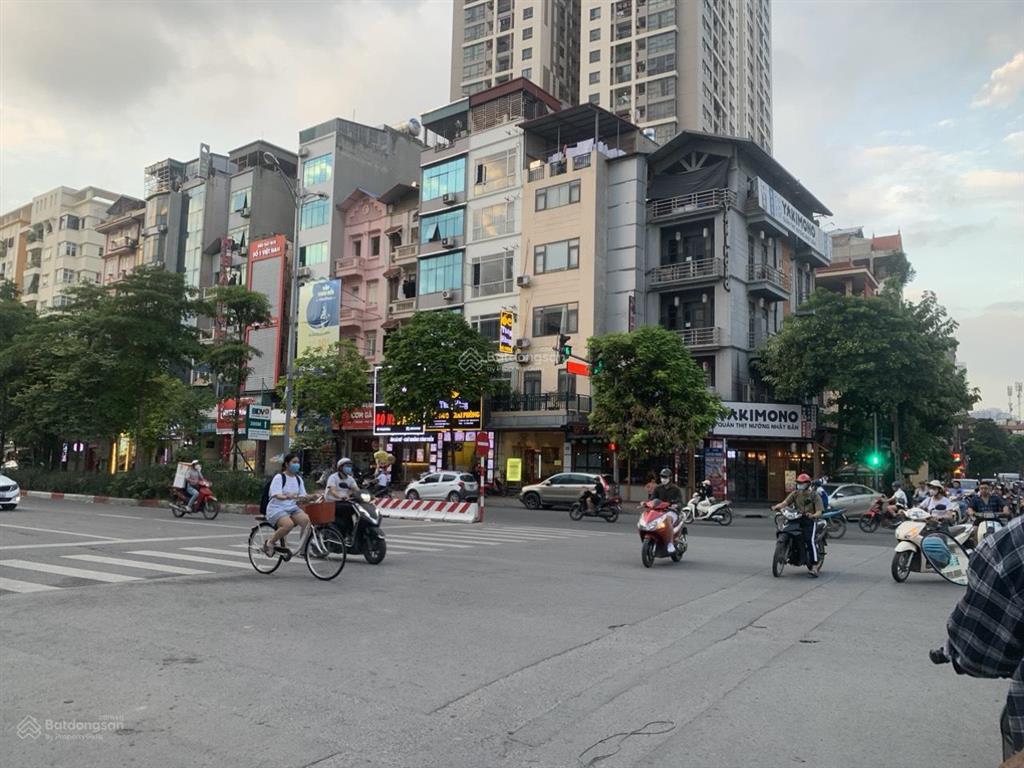 Chính chủ bán gấp 96m2 đất mặt phố nguyễn hoàng, lô góc, vỉa hè 12m, xây tòa văn phòng, giá 42 tỷ.