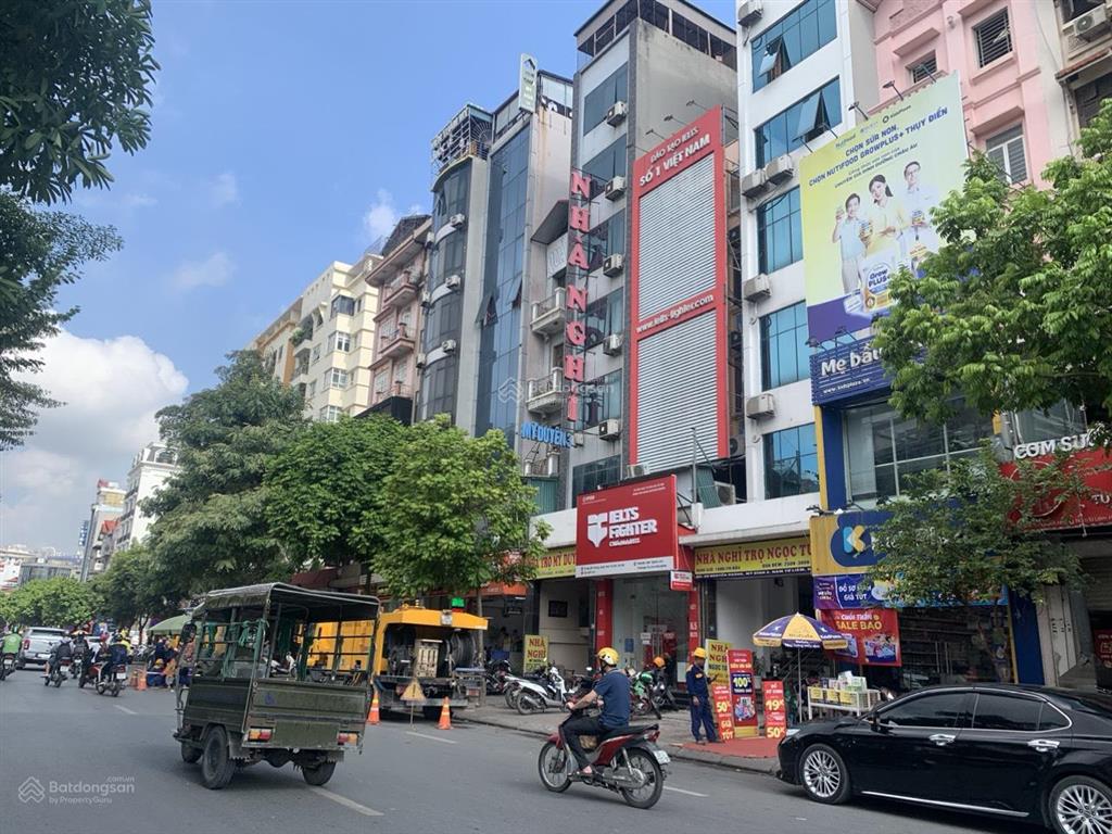 Chính chủ bán gấp 96m2 đất mặt phố nguyễn hoàng, lô góc, vỉa hè 12m, xây tòa văn phòng, giá 42 tỷ.