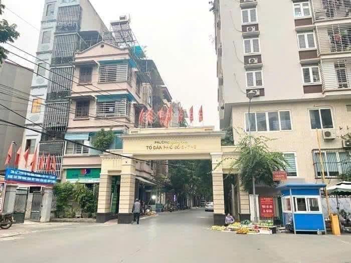 Chính chủ bán nhà ngõ 105 xuân la, phân lô tổng cục 2  50m2 ô tô tránh, kinh doanh giá 19,9 tỷ.