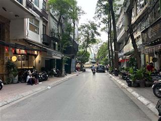 Nhà nguyễn chí thanh giá 14.3 tỷ thang máy ô tô cực hiếm nguồn cung