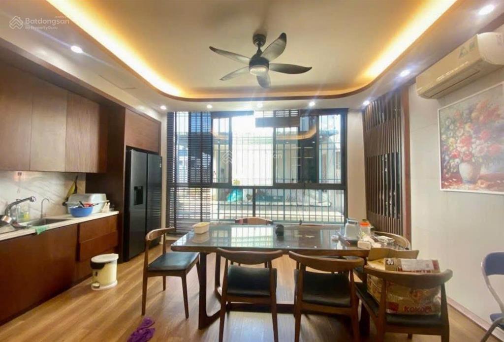 Bán liền kề kđt văn quán, hà đông. dt 85m2, 5 tầng, giá 21,x tỷ. ô thang máy.