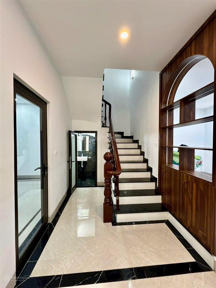 Bán biệt thự căn góc văn khê  hà đông. dt 182m2, mt 22m, giá 4x tỷ. mới đẹp ở luôn.