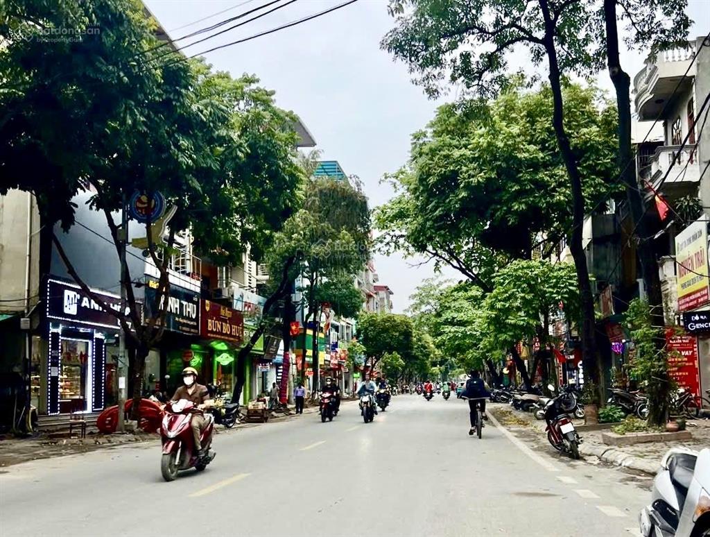 Bán nhà mặt phố lê hồng phong, hà đông. dt 60m2, 5 tầng, mt 5m, giá 22 tỷ hơn.