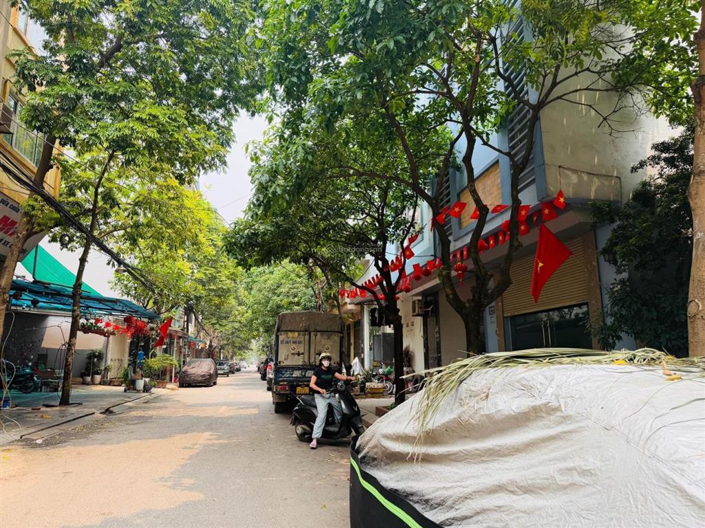 Hiếm! phân lô, vỉa hè văn quán, hà đông. dt 60m2, 16 tỷ nhỉnh. kinh doanh, ô tô
