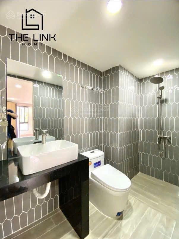 Phòng studio tách bếp  ung văn khiêm  đi bộ đến đh giao thông vận tải & ngoại thương