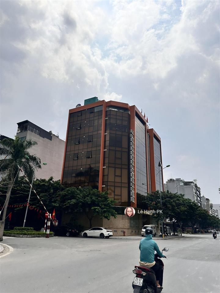 Đất đấu giá vạn phúc, hà đông 150m2, mt 10m phân lô vỉa hè, xây tòa văn phòng 10 tầng quá tốt