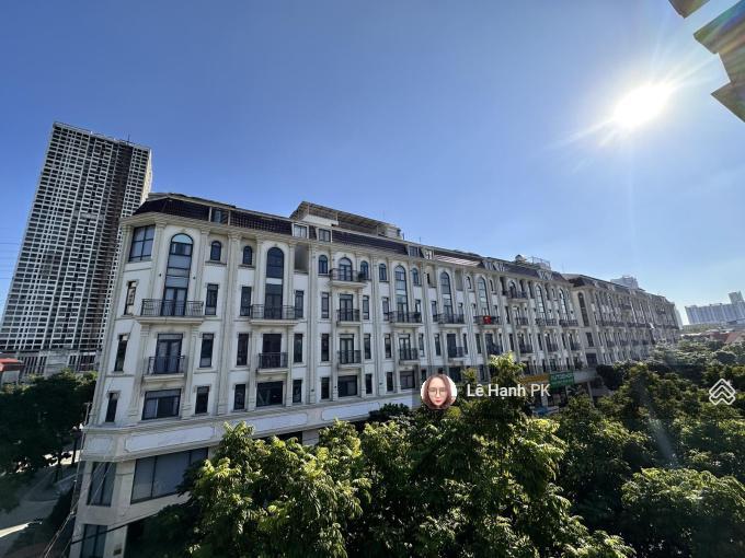 Đất đấu giá vạn phúc, hà đông 150m2, mt 10m phân lô vỉa hè, xây tòa văn phòng 10 tầng quá tốt