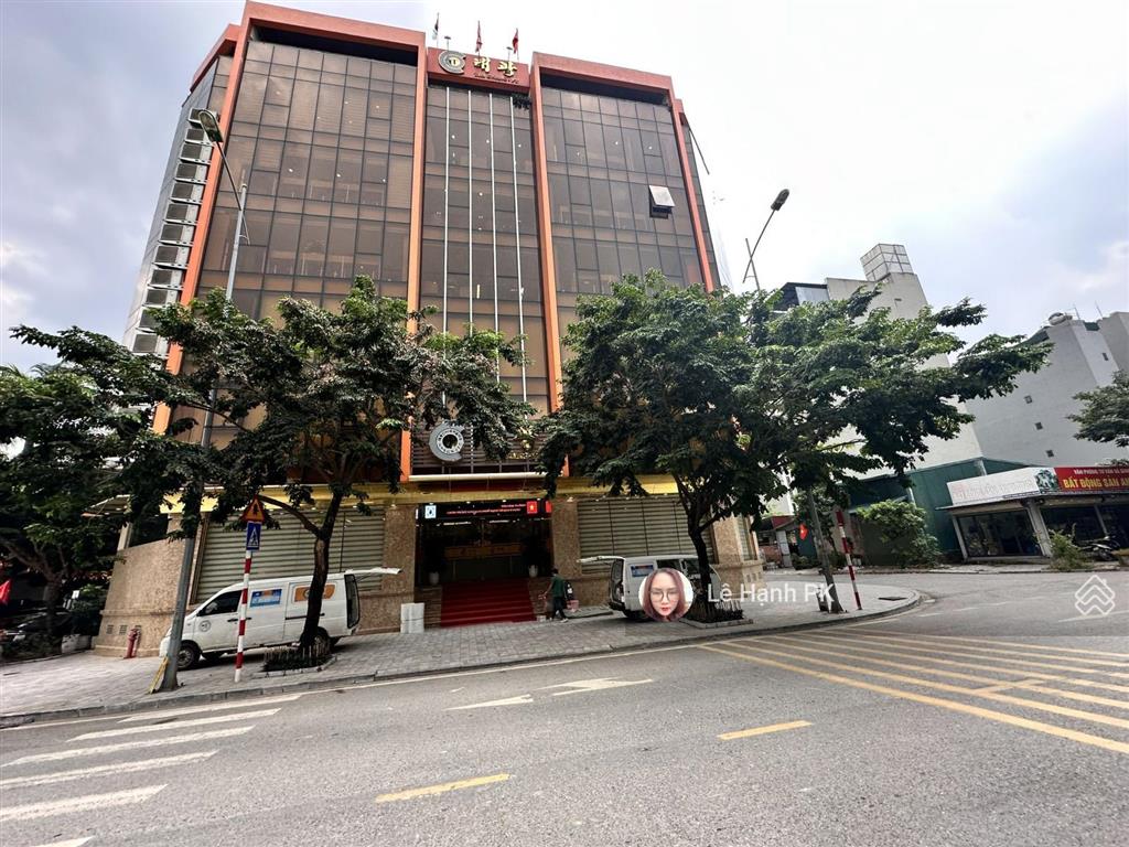 Đất đấu giá vạn phúc, hà đông 150m2, mt 10m phân lô vỉa hè, xây tòa văn phòng 10 tầng quá tốt