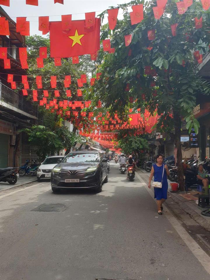 Bán nhà quận long biênnơi có một rừng ngọc quýoto vào nhà kinh doanhdiện tích đẹp giá bình dân