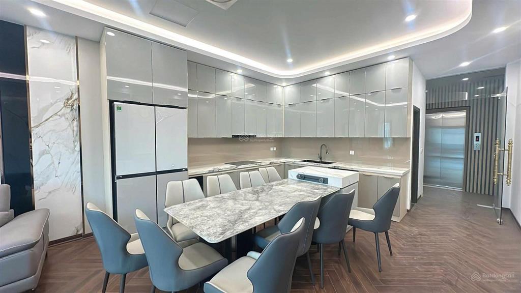 Bán nhà quận long biênnơi có một rừng ngọc quýoto vào nhà kinh doanhdiện tích đẹp giá bình dân