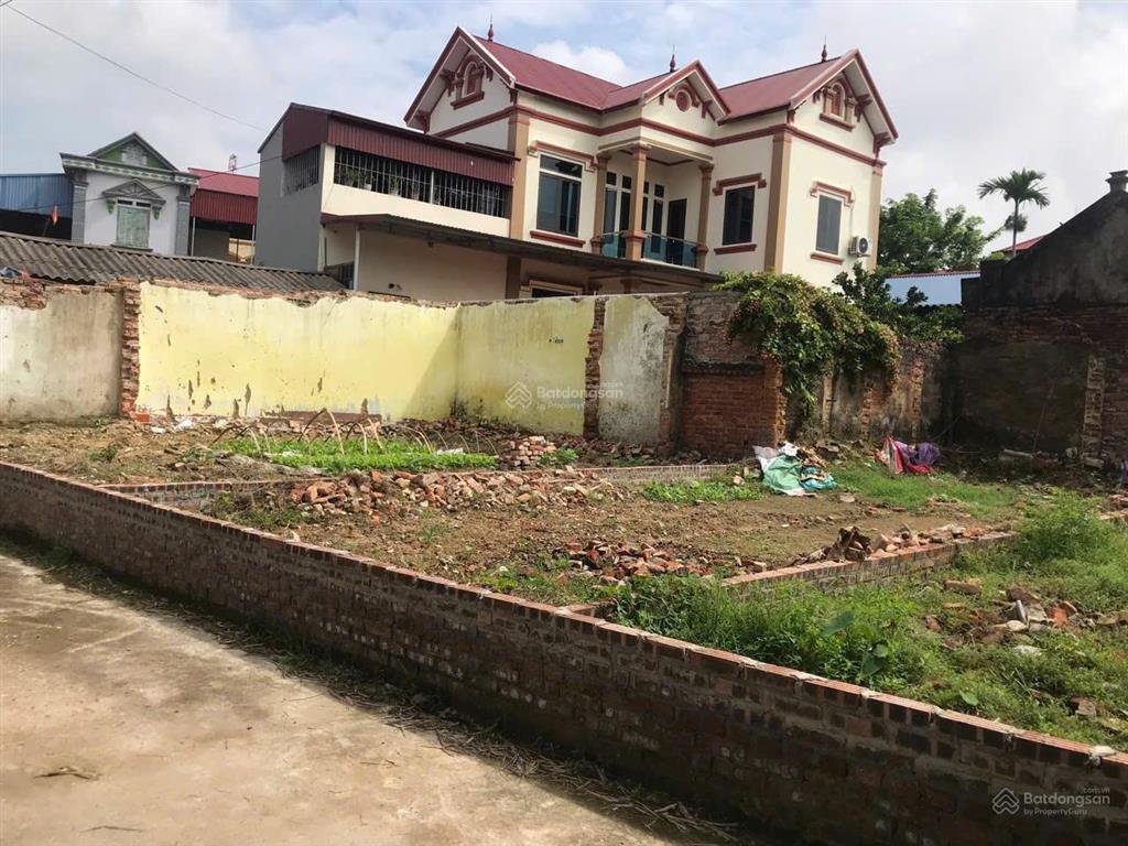 Tài chính hạt tiêu  giáp cổng kcn tràng duệ  dòng tiền hàng tháng  oto đỗ cửa  diện tích rộng