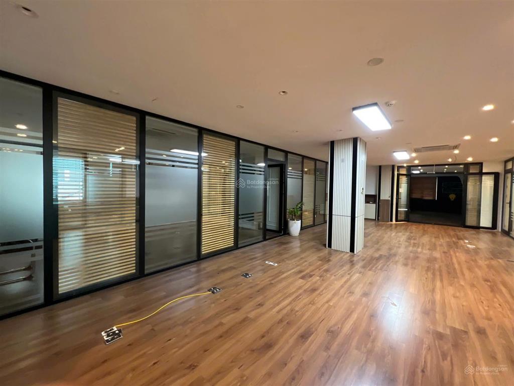 Cho thuê tầng 2  friend tower | diện tích lớn  phù hợp văn phòng & dịch vụ