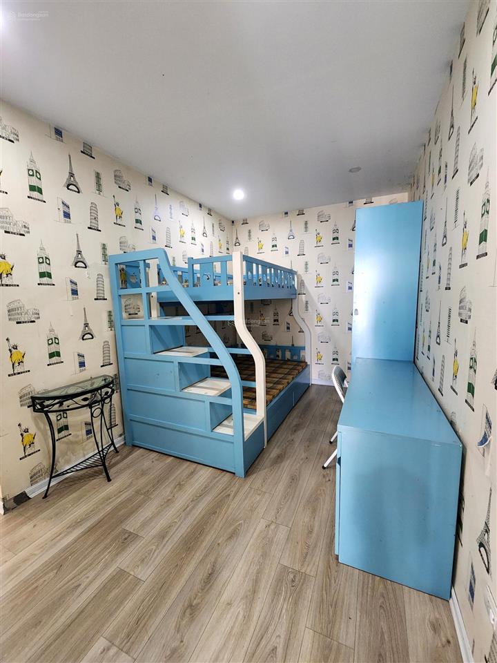 Ecohome phúc lợi 82m  full nội thất  ban công đông nam