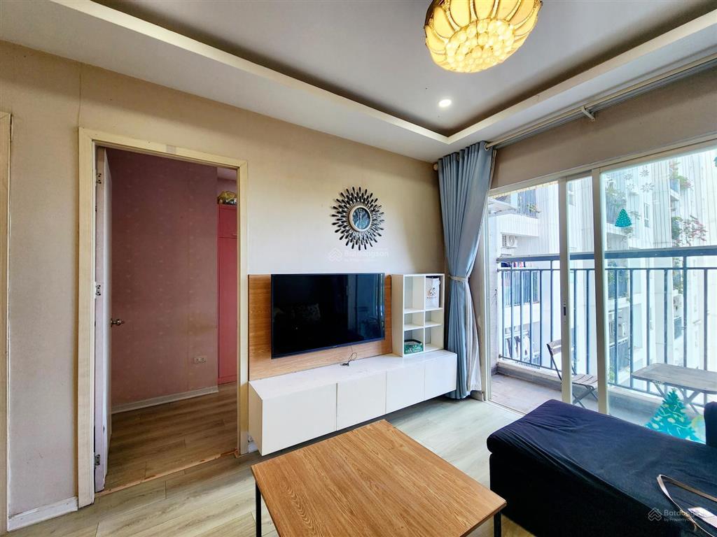 Ecohome phúc lợi 82m  full nội thất  ban công đông nam