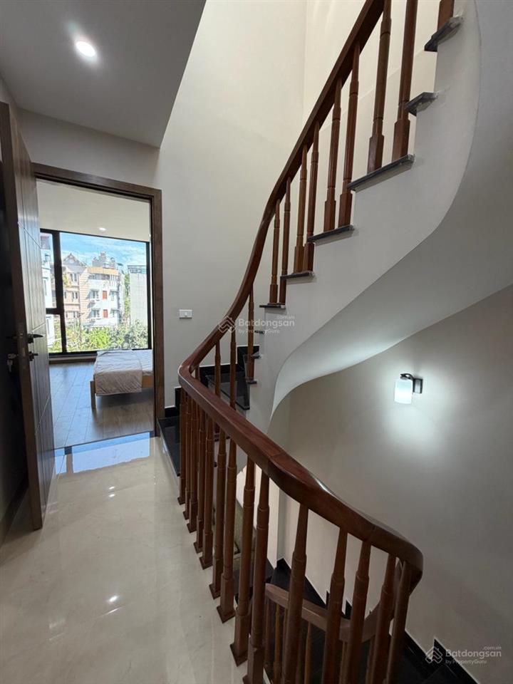 Hàng hiếm 12 tỷ 69m lệ mật, long biên