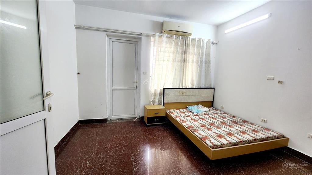 Căn hộ kđt việt hưng 155m đối diện công viên long biên