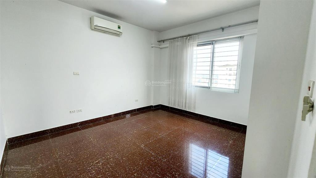 Căn hộ kđt việt hưng 155m đối diện công viên long biên