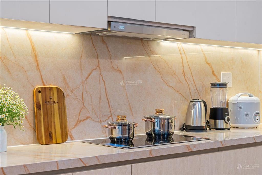 Bán nhà 3 tầng full nội thất lô góc 2 mttạ mỹ duậtsơn tràđà nẵng
