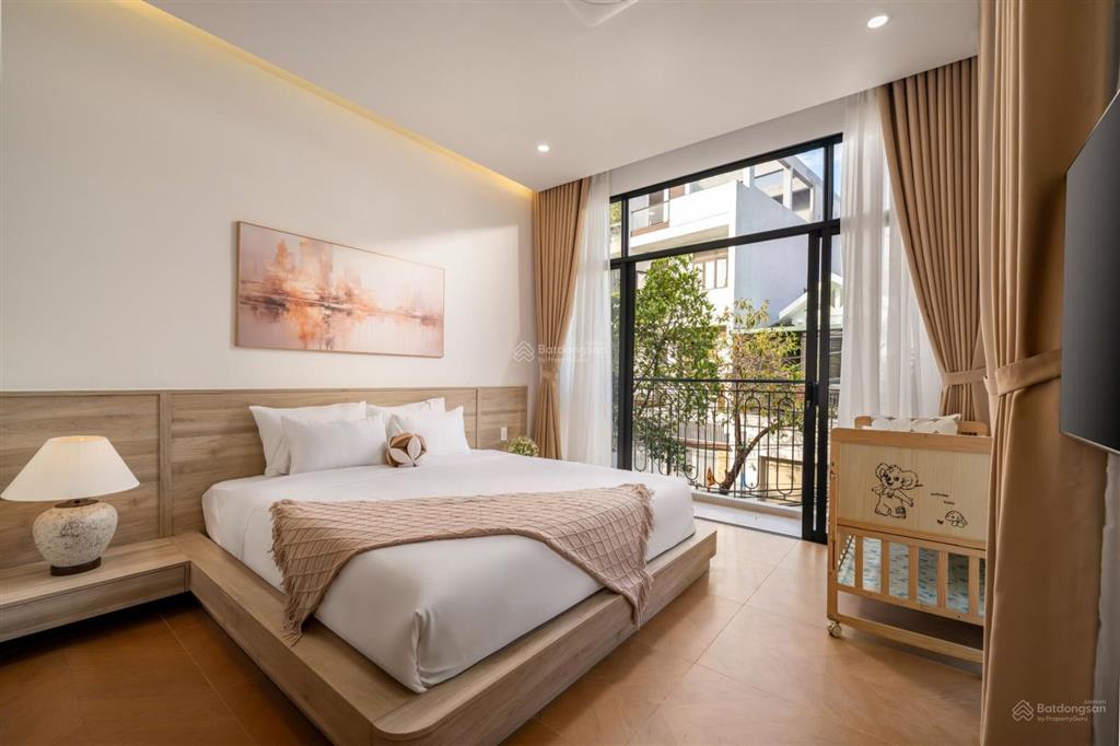 Bán nhà 3 tầng full nội thất lô góc 2 mttạ mỹ duậtsơn tràđà nẵng