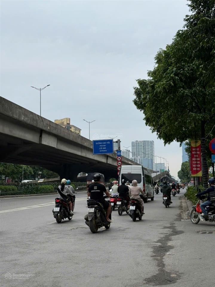 Siêu phẩm lõi thanh xuân nhà phố khuất duy tiến 38m x 5t  ô tô tránh  vỉa hè  nhỉnh 20 tỷ