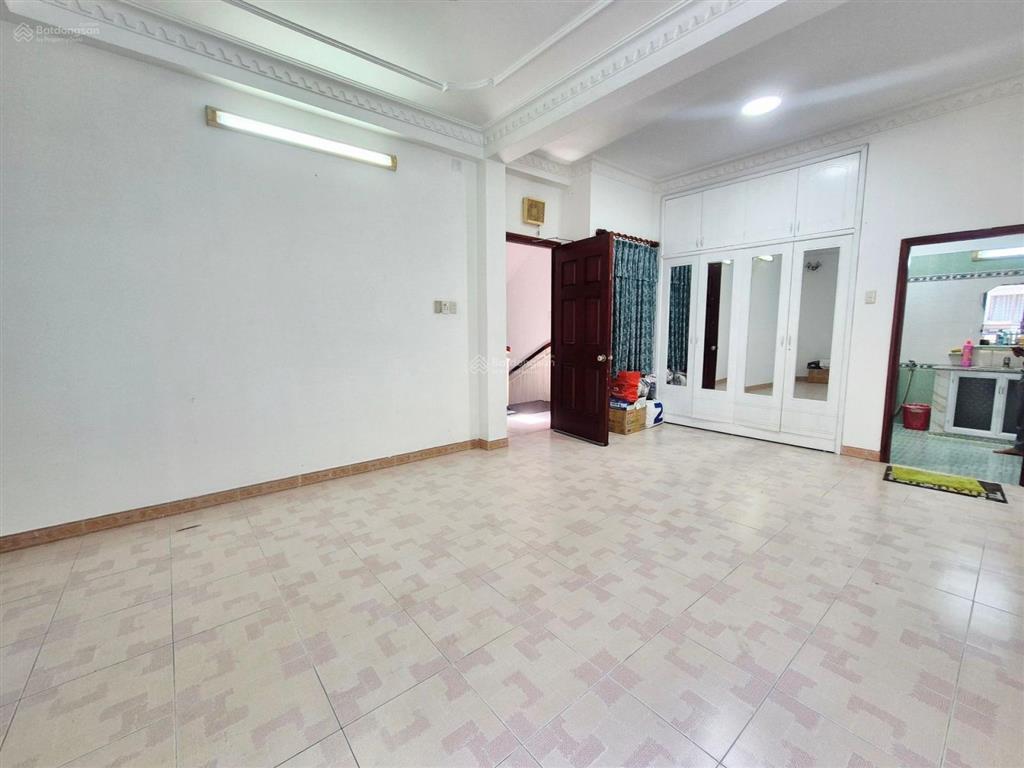 Nhà 124m chu văn an 9pn công viên sau nhà đậu nhiều ô tô 32 tỷ thương lượng mạnh
