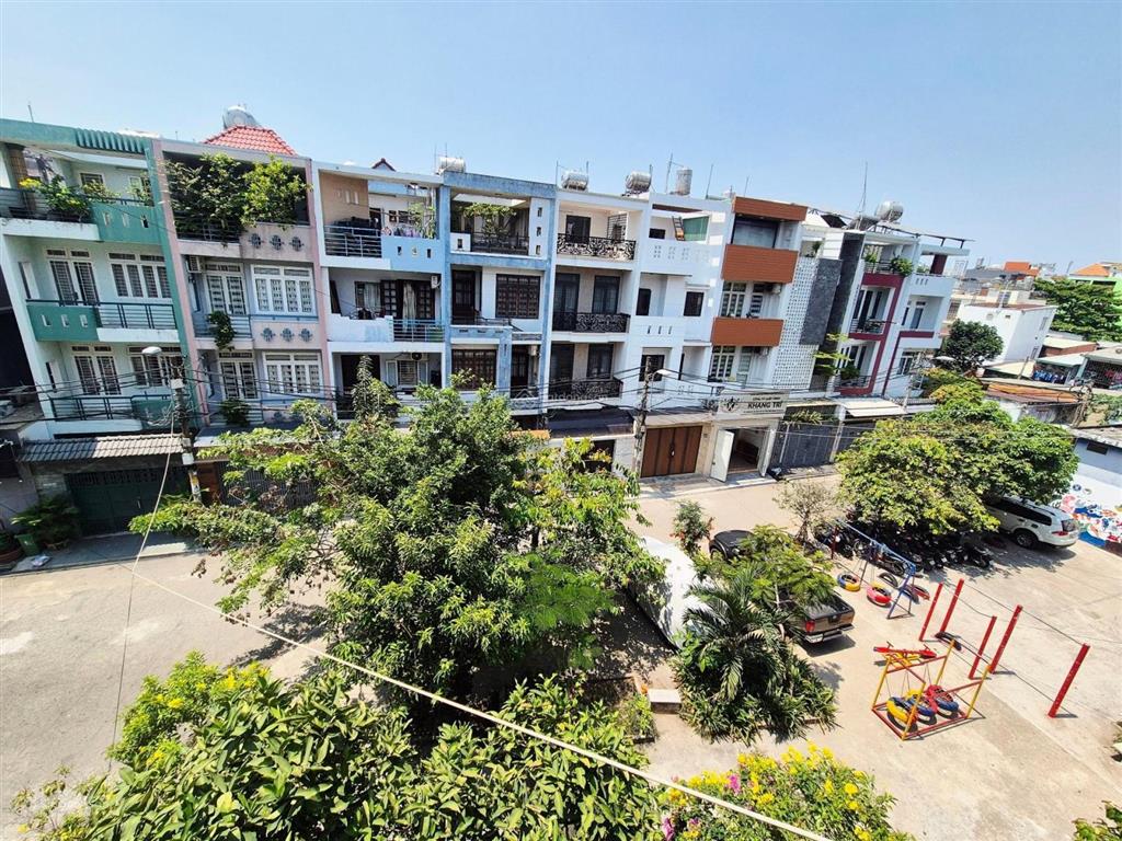 Nhà 124m chu văn an 9pn công viên sau nhà đậu nhiều ô tô 32 tỷ thương lượng mạnh