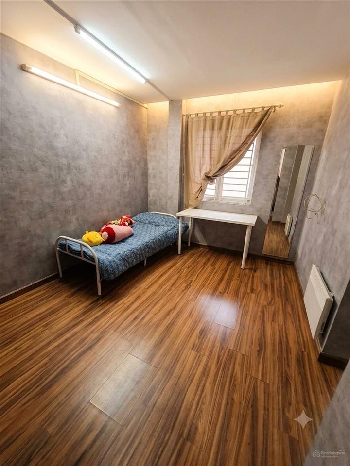 Từng cho thuê 17tr/tháng 4 tầng btct vài bước ra mặt tiền