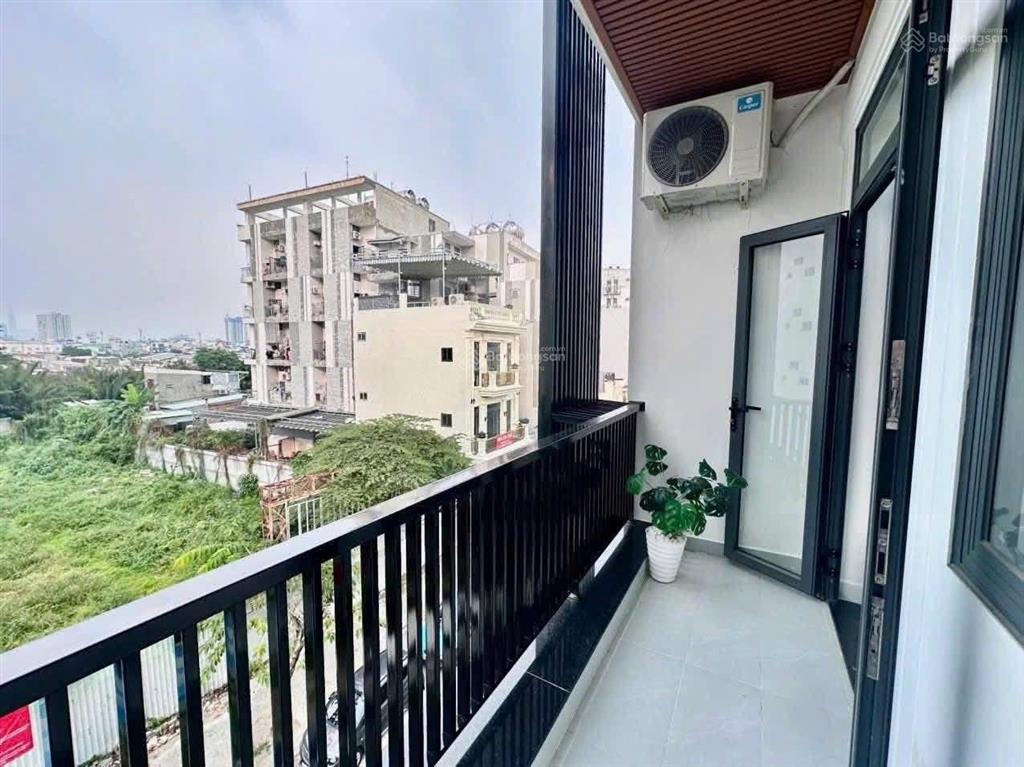 Căn hộ dịch vụ cao cấp full nt hiện đại ngay lê văn sỹ quận 3