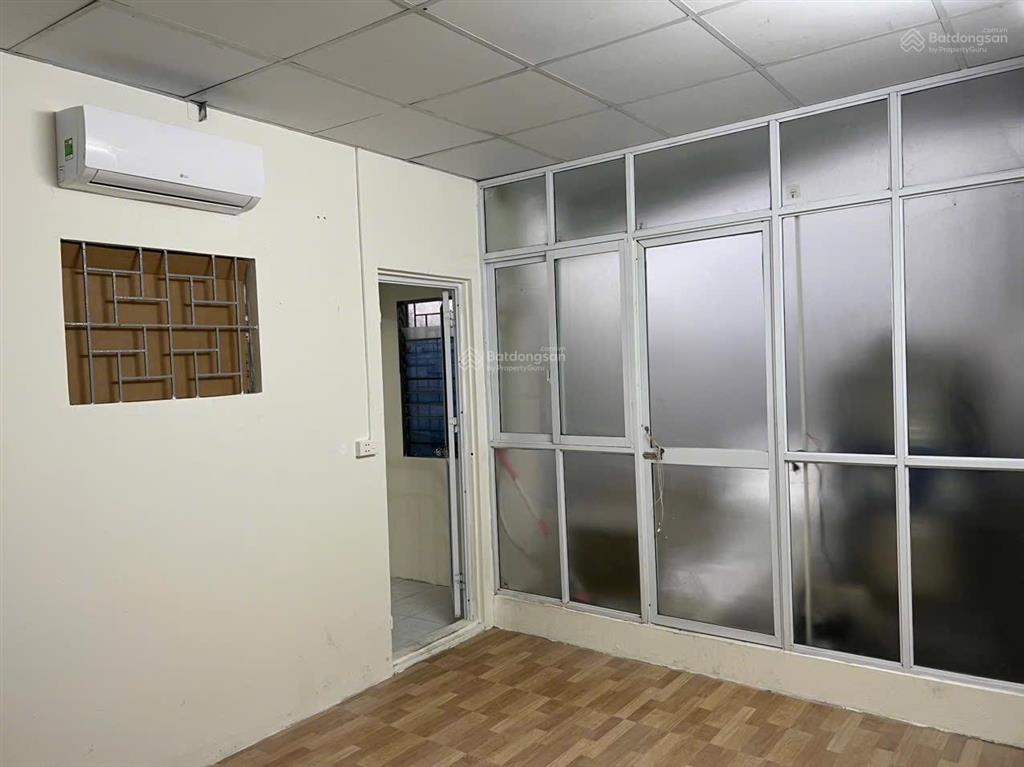 Cho thuê nhà riêng tại ngõ 20, cát linh, đống đa, 8,889 triệu, 50m2, view đẹp, nhiều tiện ích