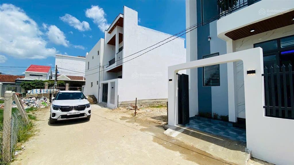 Bán đất sát kđt phú ân nam, diên khánh  đường 5,5m, ngang 6m cách đ. 23/10 chỉ 350m giá 1,430 tỷ
