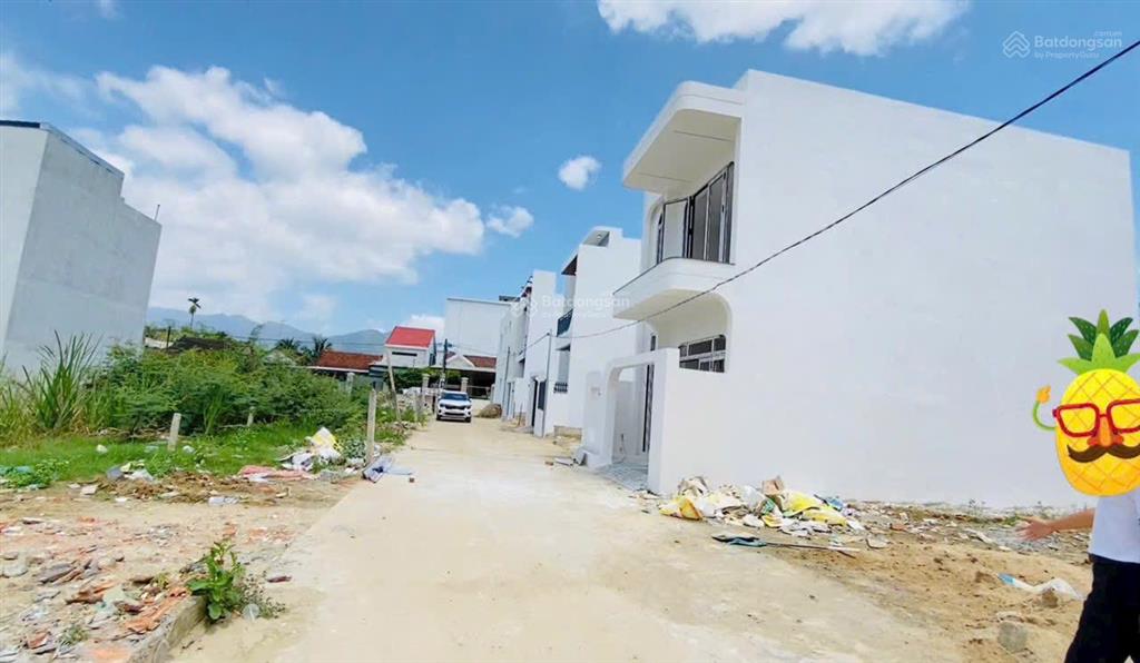 Bán đất sát kđt phú ân nam, diên khánh  đường 5,5m, ngang 6m cách đ. 23/10 chỉ 350m giá 1,430 tỷ