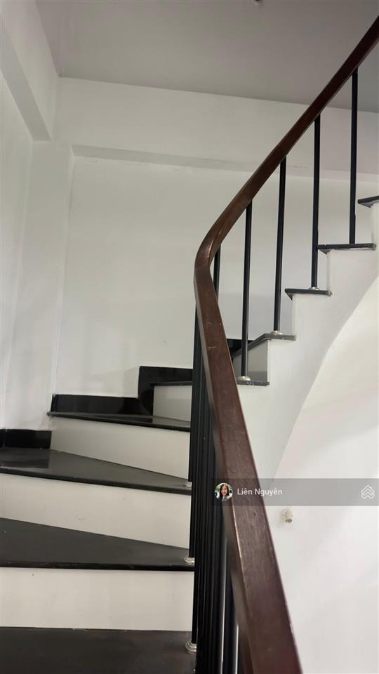 Bán nhà mặt phố đại la, 48m2, 6 tầng, mặt tiền 4m, 32.8 tỉ, vỉa hè, kinh doanh đỉnh