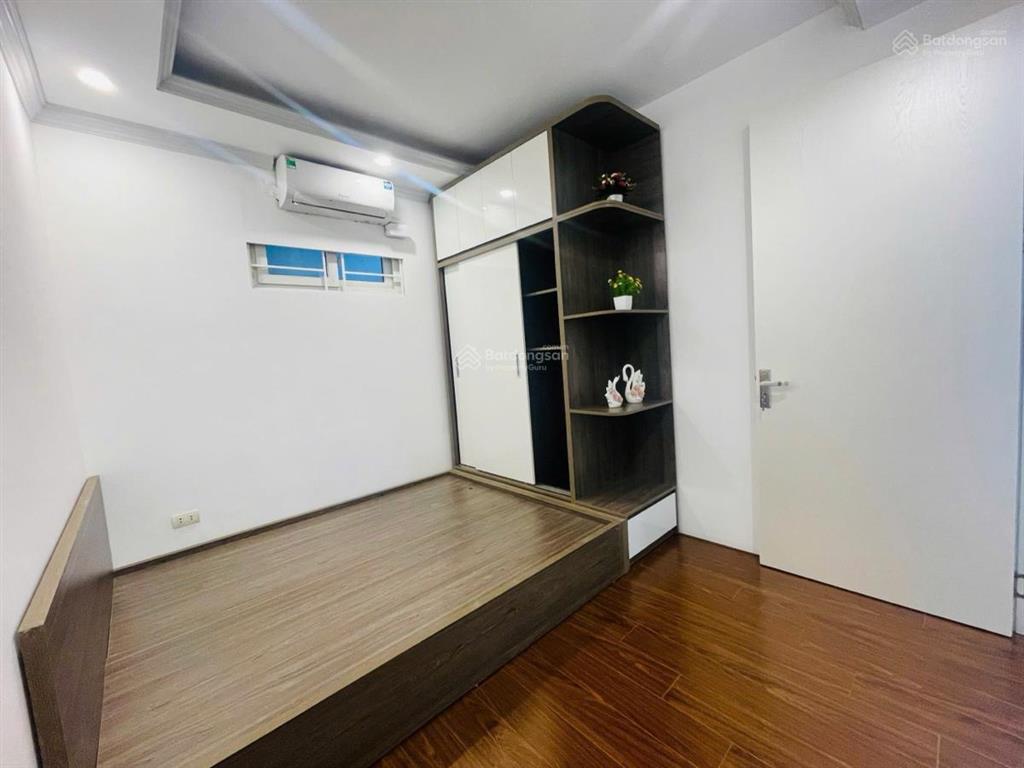 Bán căn hộ ccmn mặt phố thượng đình, 52m2. giá 2,85 tỷ thương lượng tt chủ nhà