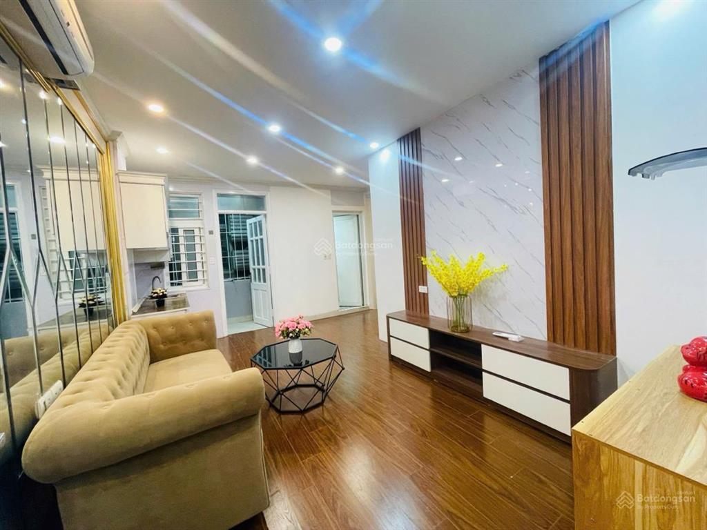 Bán căn hộ ccmn mặt phố thượng đình, 52m2. giá 2,85 tỷ thương lượng tt chủ nhà