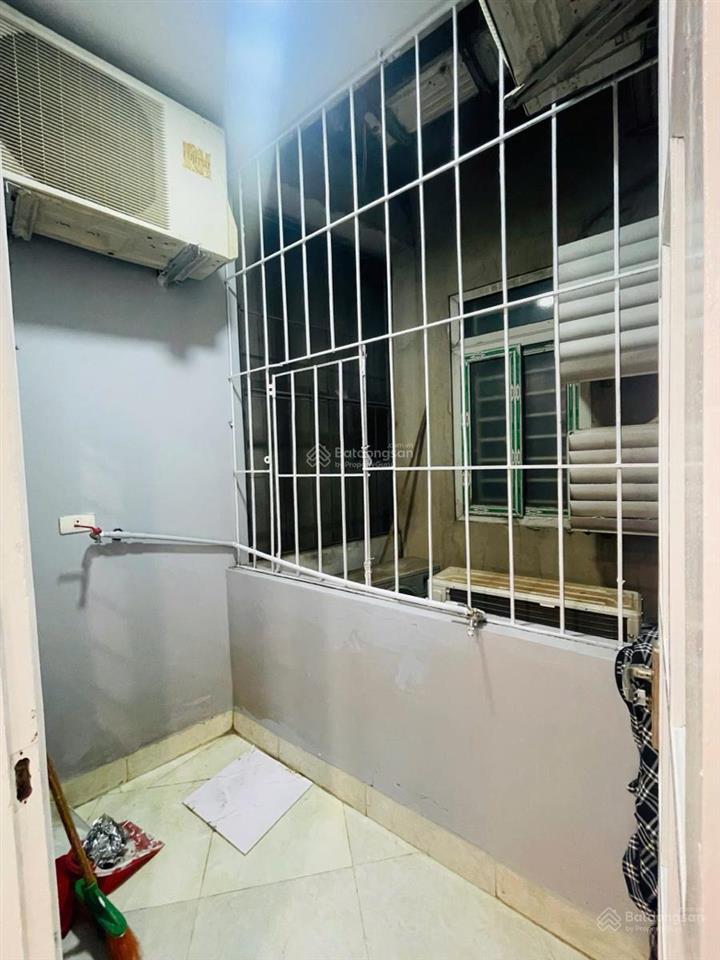 Bán căn hộ ccmn mặt phố thượng đình, 52m2. giá 2,85 tỷ thương lượng tt chủ nhà