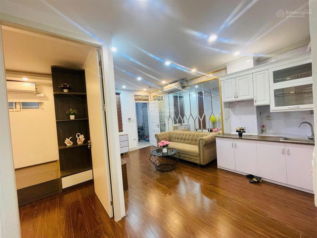 Bán căn hộ ccmn mặt phố thượng đình, 52m2. giá 2,85 tỷ thương lượng tt chủ nhà