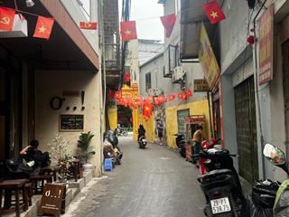 Ccmn xuân thuỷ 45m2. giá 2.35 tỷ thương lượng
