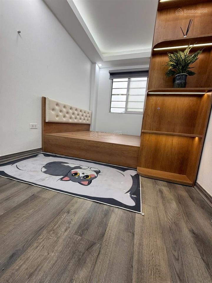 Ccmn thụy khuê,căn góc 2 ngủ,1 khách,1wc,1 bếp. dt 51m giá 2,4 tỷ