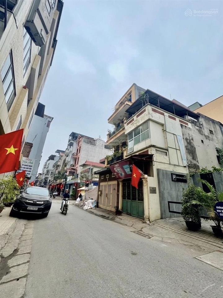 Chủ giảm sâu  ngộp thở nhà hoàng hoa thám  oto tải vào tận nhà  lô góc 3 mặt thoáng  kd đỉnh