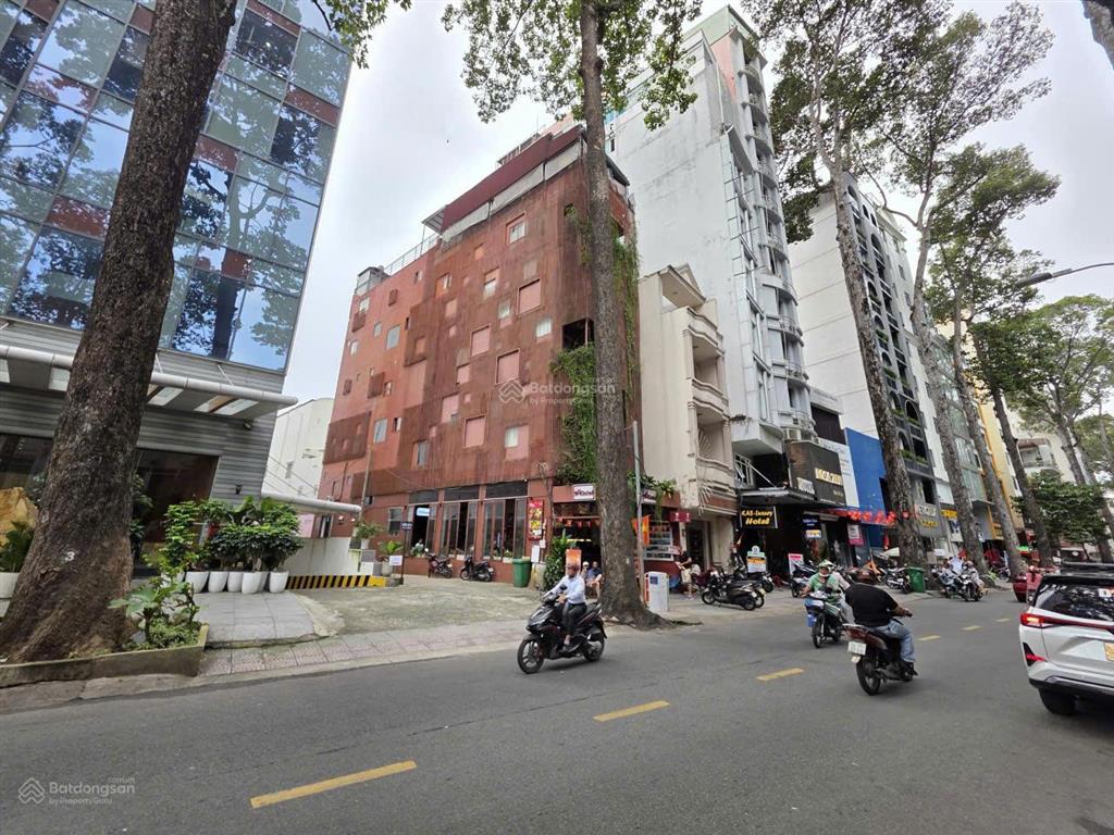 Chính chủ bán nhà mt số 11 bùi thị xuân, p. bến thành, quận 1. (4x24m) giá 68 tỷ tl. đoạn đẹp nhất