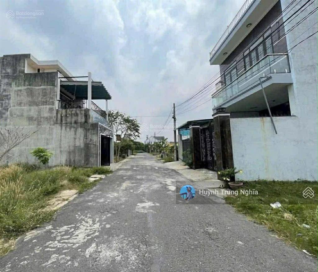 Đất đẹp ngay cầu vượt củ chi. dt ( 87,4m2 full thổ. giá 950tr ) sổ hồng riêng, xây dựng tự do