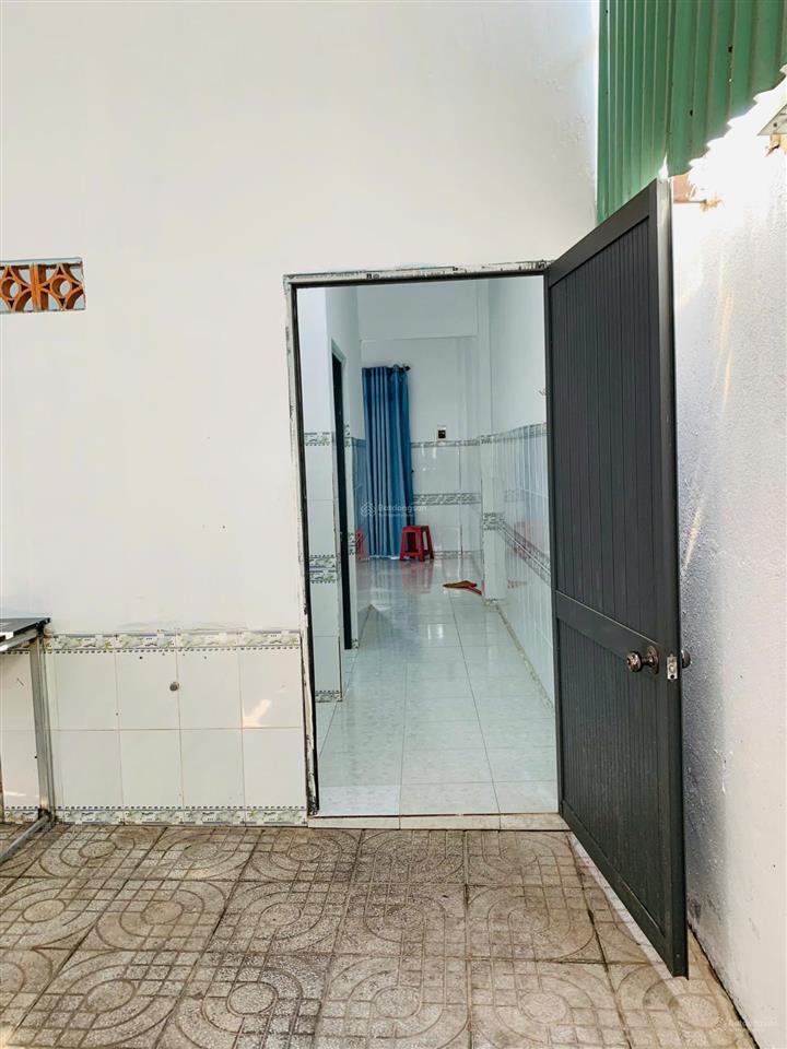 Cho thuê nhà nguyên căn 168m2 vòng xoay long thành, gần chợ đầu mối, kdc