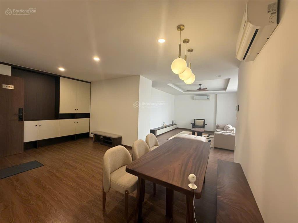 Chính chủ cho thuê căn 3pn tòa udic westlake  view lotte hồ tây , full đồ mới tinh chưa ở lần nào
